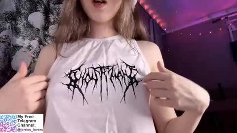 Snapshot of jerrienyhan chatting on 10-06-25, 01:08 jerrienyhan online show from 10-06-25, 01:08