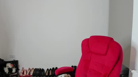 MistressJesicaCoper online show from 01-14-26, 12:16