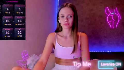 Jess online show from 09-16-25, 01:17