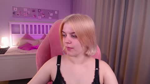 Jess online show from 09-19-25, 07:43