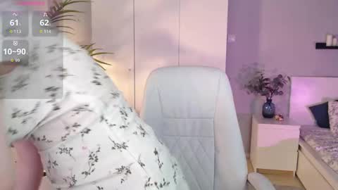 Jess online show from 10-16-25, 07:42