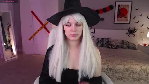 Jess online show from 10-27-25, 07:34