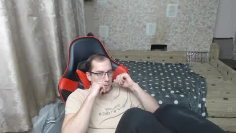 Jess online show from 01-21-25, 01:08