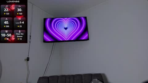 Jess online show from 12-28-24, 05:33