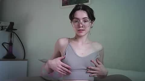 Snapshot of jessa_vibe chatting on 11-07-25, 07:30 Jessica but u can call me Jessa online show from 11-07-25, 07:30