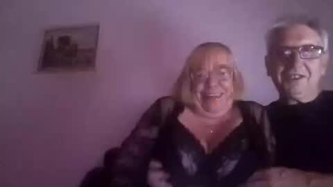 jessandsilverfox61 online show from 11-02-25, 09:06
