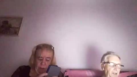 jessandsilverfox61 online show from 11-07-25, 08:53