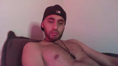 Snapshot of jessepickman chatting on 12-29-24, 06:35 Angel Demon online show from 12-29-24, 06:35