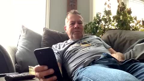 Snapshot of jessetequila chatting on 12-12-24, 09:37 Jesse online show from 12-12-24, 09:37