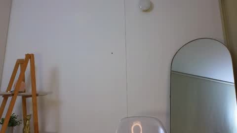 Snapshot of jessey_adams chatting on 04-25-26, 10:07 bella adams online show from 04-25-26, 10:07