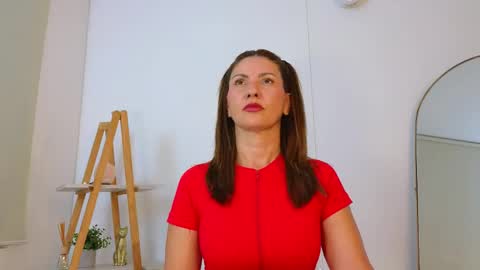 Snapshot of jessey_adams chatting on 05-13-26, 01:08 bella adams online show from 05-13-26, 01:08