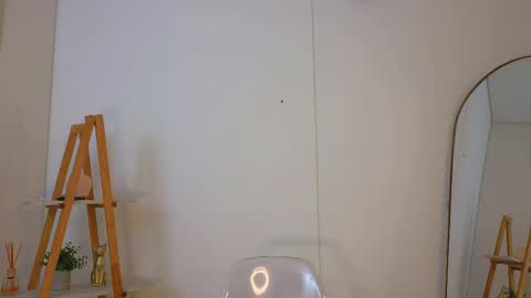 Snapshot of jessey_adams chatting on 05-24-26, 04:45 bella adams online show from 05-24-26, 04:45