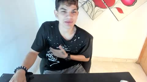 Snapshot of jesshot_bigcock chatting on 05-19-26, 04:41 jesshot_bigcock online show from 05-19-26, 04:41