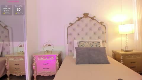 Snapshot of jessi_lopez45 chatting on 03-26-26, 07:30 jessi lopez45 online show from 03-26-26, 07:30