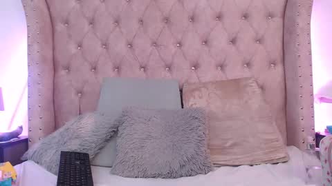 Snapshot of jessica_carter_ chatting on 12-29-24, 05:01 Jessica online show from 12-29-24, 05:01