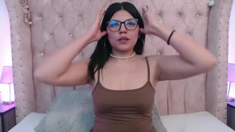 Snapshot of jessica_carter_ chatting on 09-13-25, 03:23 Jessica online show from 09-13-25, 03:23