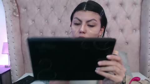 Snapshot of jessica_carter_ chatting on 10-20-25, 06:30 Jessica online show from 10-20-25, 06:30