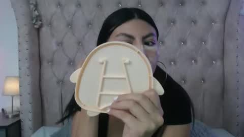 Jessica  online show from 02-05-26, 07:07