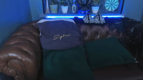 Jessica online show from 01-21-25, 03:10