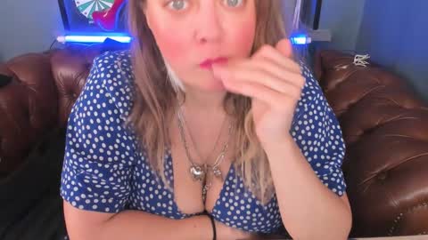 Jessica online show from 01-28-25, 04:30