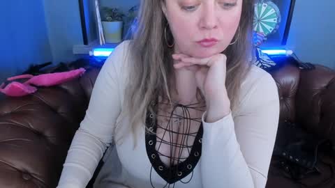 Jessica online show from 01-30-25, 04:13