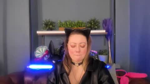 Jessica online show from 02-22-25, 12:19