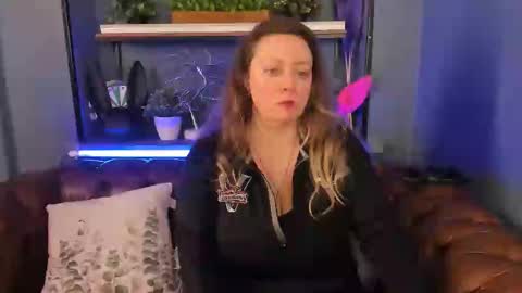 Jessica online show from 03-07-25, 12:01