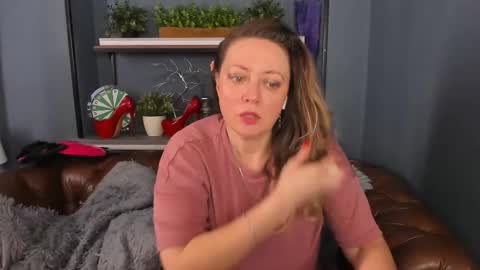 Jessica online show from 03-10-25, 12:04