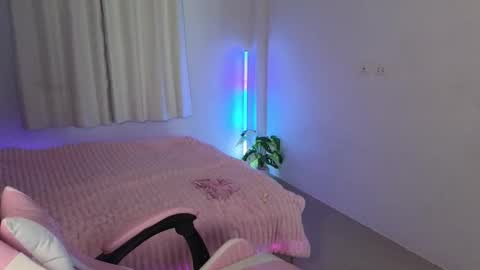 Snapshot of jessica_hanson chatting on 03-28-26, 02:22 Jessy online show from 03-28-26, 02:22