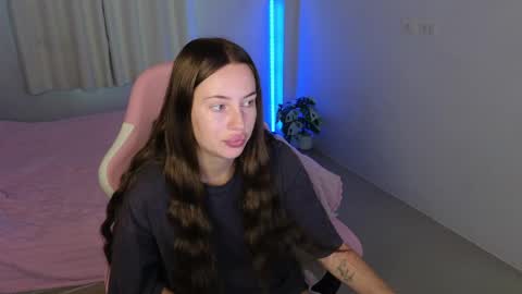 Snapshot of jessica_hanson chatting on 05-15-26, 03:02 Jessy online show from 05-15-26, 03:02