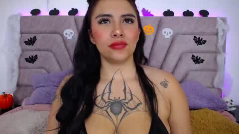 Jessica Kraft online show from 10-22-25, 12:55