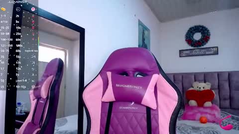 Snapshot of jessica_princess8511 chatting on 08-08-26, 06:10 jessica_princess8511 online show from 08-08-26, 06:10