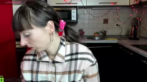 jessicaforris online show from 03-04-25, 07:41