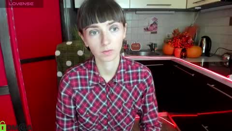 jessicaforris online show from 10-17-25, 07:11