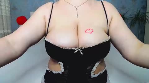 Snapshot of jessicalove20 chatting on 03-06-25, 03:35 single mommy online show from 03-06-25, 03:35