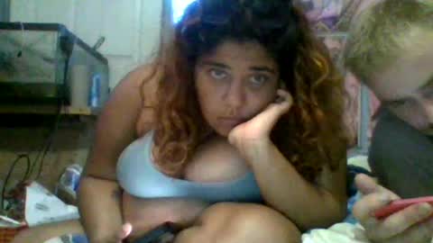 Snapshot of jessicarabbits4 chatting on 07-16-26, 01:11 dovedianna online show from 07-16-26, 01:11