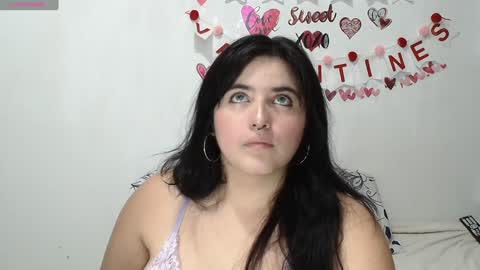 Snapshot of jessicared18 chatting on 02-08-25, 10:50 jessicared18 online show from 02-08-25, 10:50