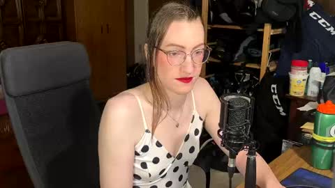Jessica Starla online show from 04-29-26, 10:16