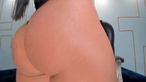 Snapshot of jessicawilliams1 chatting on 03-08-25, 04:17 JESS online show from 03-08-25, 04:17