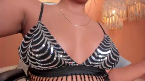 Snapshot of jessicawilliams1 chatting on 03-10-25, 01:32 JESS online show from 03-10-25, 01:32