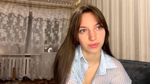 Marie online show from 02-08-26, 10:02