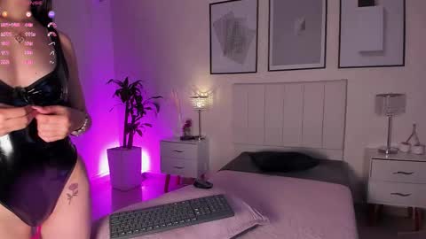 jessie_jarper online show from 10-02-25, 12:12