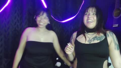 Snapshot of jessie_wild chatting on 09-26-25, 12:25 jessie_wild online show from 09-26-25, 12:25