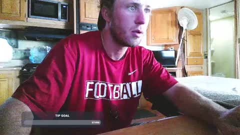 Snapshot of jessiehammerdik chatting on 12-29-24, 03:46 Dixon Cider online show from 12-29-24, 03:46