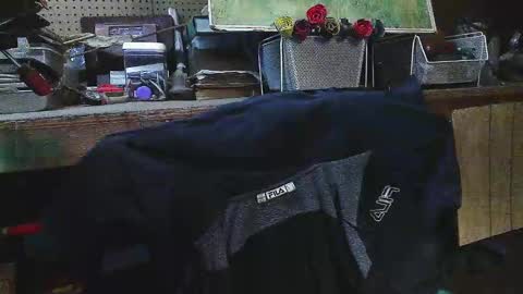 Snapshot of jessiehammerdik chatting on 03-10-25, 03:23 Dixon Cider online show from 03-10-25, 03:23