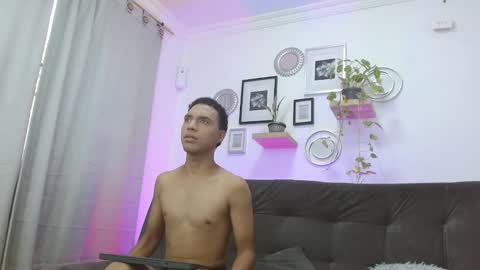 jessiel online show from 09-10-25, 07:14