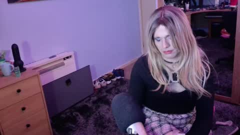 Jessiessicaxx online show from 12-20-24, 10:11