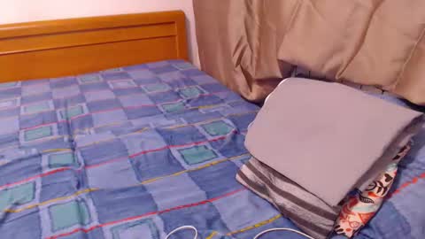 jessiestar3 online show from 05-10-26, 11:43
