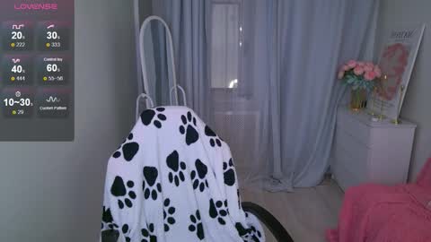 Jessi online show from 11-11-25, 01:55