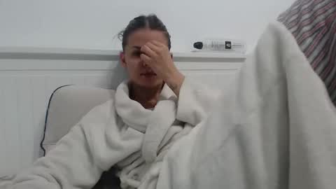 jessieryan online show from 10-16-25, 02:56